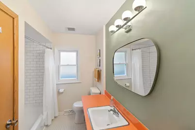 426 E Ohio Ave, Milwaukee, WI 53207 - Photo 20