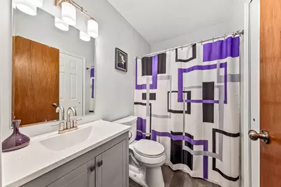 10500 S Jessica Dr, Oak Creek, WI 53154 - Photo 20