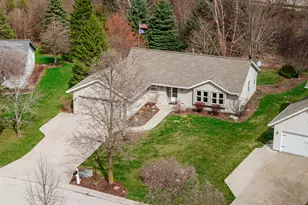 10500 S Jessica Dr, Oak Creek, WI 53154 - Photo 36