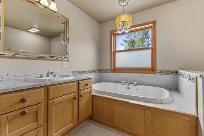 8513 S 47th St, Franklin, WI 53132 - Photo 50