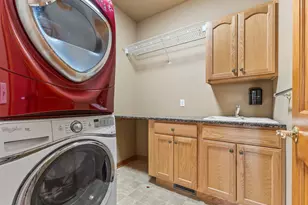 8513 S 47th St, Franklin, WI 53132 - Photo 36