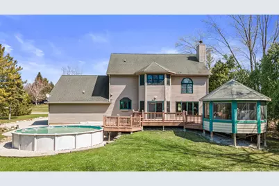 8513 S 47th St, Franklin, WI 53132 - Photo 8