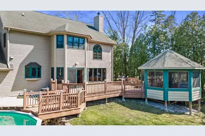 8513 S 47th St, Franklin, WI 53132 - Photo 10