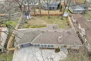 2609 S 50th St, Milwaukee, WI 53219 - Photo 80