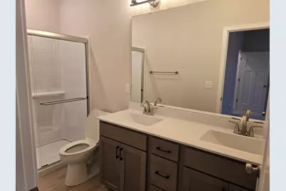 1565  Patton Dr, Hartford, WI 53027 - Photo 10