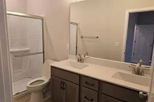 1565 Patton Dr, Hartford, WI 53027 - Photo 10
