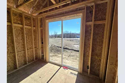 1565  Patton Dr, Hartford, WI 53027 - Photo 2