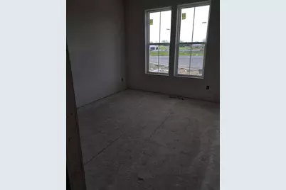 1565  Patton Dr, Hartford, WI 53027 - Photo 10