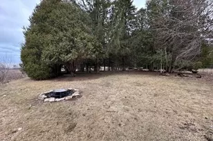 2213 S 35th St, Manitowoc, WI 54220 - Photo 32