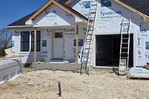 W219N16394 Jasmine Ct, Jackson, WI 53037 - Photo 1