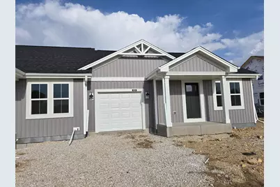 624  Harvest Ln, Hartford, WI 53027 - Photo 1