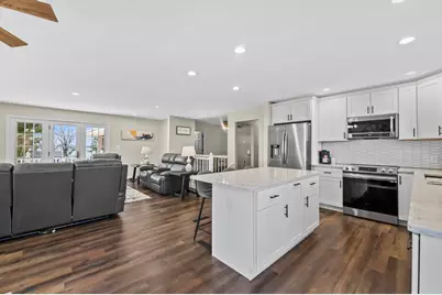 25922 W Loomis Rd, Racine, WI 53185 - Photo 10