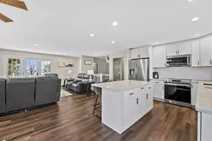 25922 W Loomis Rd, Racine, WI 53185 - Photo 10