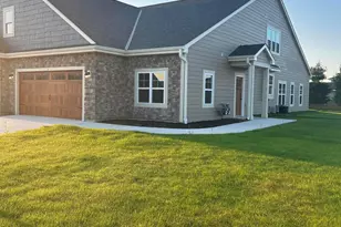 523 Fire Fly Trail, Hartford, WI 53027 - Photo 2