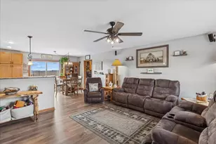 327 Tomahawk Dr, Twin Lakes, WI 53181 - Photo 2