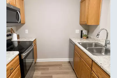 7401  Century Pl #103B, Middleton, WI 53562 - Photo 6