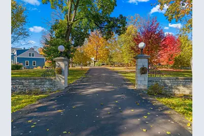 N60W38457  Blackhawk Dr, Oconomowoc, WI 53066 - Photo 36