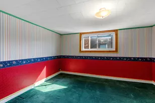 1943 E Hillcrest Ave, Milwaukee, WI 53207 - Photo 24