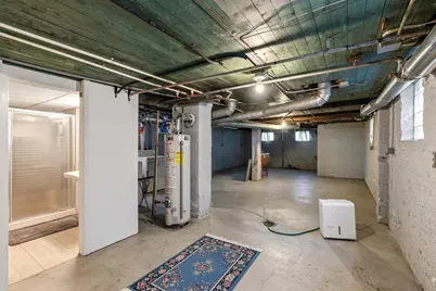 1943 E Hillcrest Ave, Milwaukee, WI 53207 - Photo 28