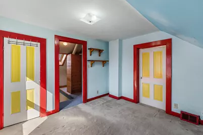 1943 E Hillcrest Ave, Milwaukee, WI 53207 - Photo 22