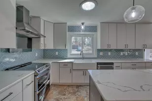 N29W26677 Peterson Dr, Pewaukee, WI 53072 - Photo 4