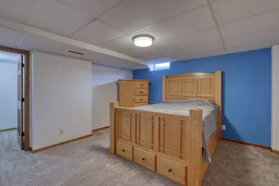 N29W26677  Peterson Dr, Pewaukee, WI 53072 - Photo 26