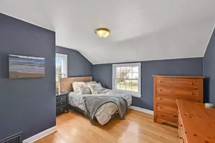 2442 S 78th St, West Allis, WI 53219 - Photo 26