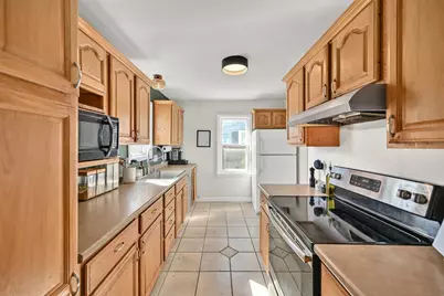 2442 S 78th St, West Allis, WI 53219 - Photo 14