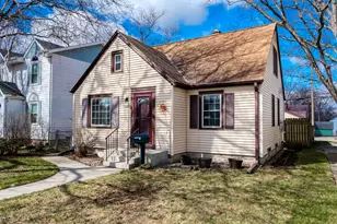 1321 S 115th St, West Allis, WI 53214 - Photo 2