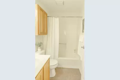 1108 N Milwaukee St #320, Milwaukee, WI 53202 - Photo 20
