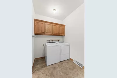 1568  East Gate Dr, Watertown, WI 53094 - Photo 34