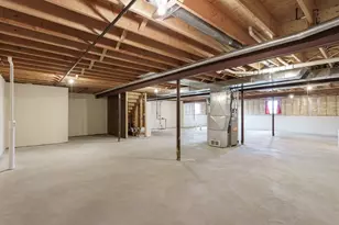 1568 E Gate Dr, Watertown, WI 53094 - Photo 38