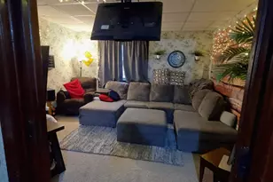 1420 Hawthorne Ave, Two Rivers, WI 54241 - Photo 14