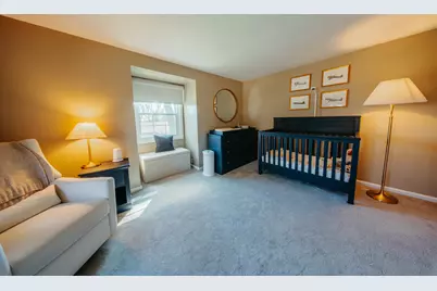 3695  Mary Cliff Ln, Brookfield, WI 53005 - Photo 10