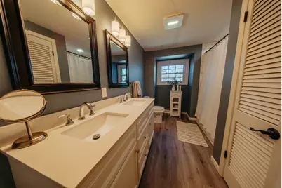 3695  Mary Cliff Ln, Brookfield, WI 53005 - Photo 8