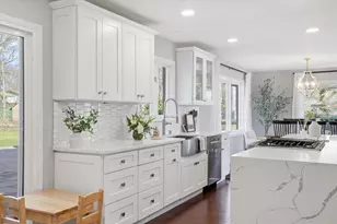 3695 Mary Cliff Ln, Brookfield, WI 53005 - Photo 6