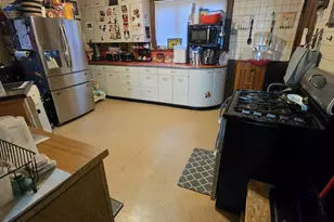 1420 Hawthorne Ave, Two Rivers, WI 54241 - Photo 8