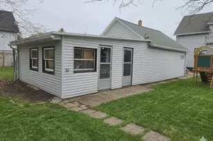 1420 Hawthorne Ave, Two Rivers, WI 54241 - Photo 32