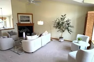 1001 Spring Waters Dr, Oconomowoc, WI 53066 - Photo 32