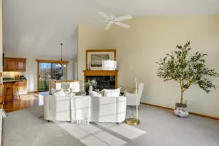 1001 Spring Waters Dr, Oconomowoc, WI 53066 - Photo 8