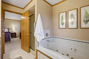 1001 Spring Waters Dr, Oconomowoc, WI 53066 - Photo 22