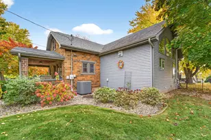 1881 W Main St, Little Chute, WI 54911 - Photo 58