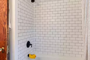 325 14th St, La Crosse, WI 54601 - Photo 24