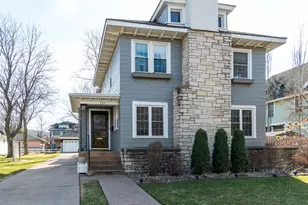 325 14th St, La Crosse, WI 54601 - Photo 2