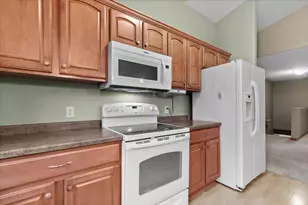 W162S7035 Olive Circle, Muskego, WI 53150 - Photo 8