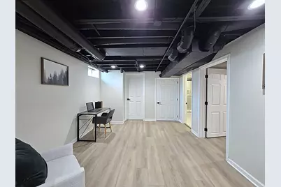 519 W Montclaire Ave, Glendale, WI 53217 - Photo 44