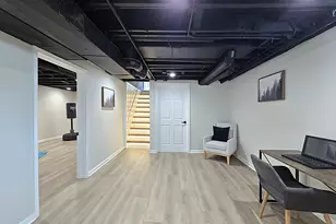 519 W Montclaire Ave, Glendale, WI 53217 - Photo 46