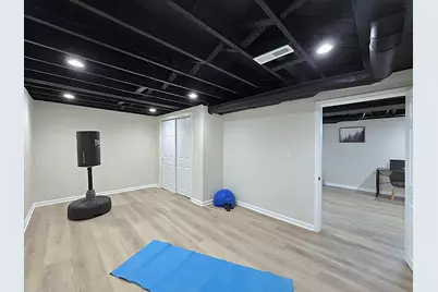 519 W Montclaire Ave, Glendale, WI 53217 - Photo 50