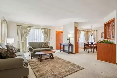 3945 E Holmes Ave, Cudahy, WI 53110 - Photo 2