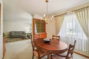 3945 E Holmes Ave, Cudahy, WI 53110 - Photo 6